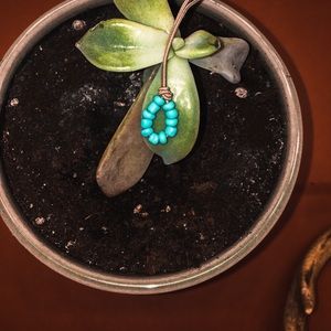 Turquoise teardrop choker